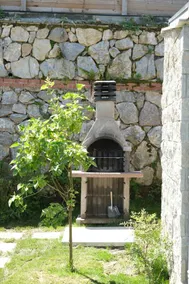 1+1 Bougainvillea Stone House with Garden and Heated Pool - Image 5