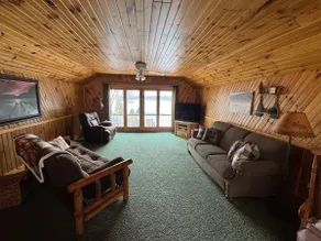 Sand Lake Lodge - Image 5