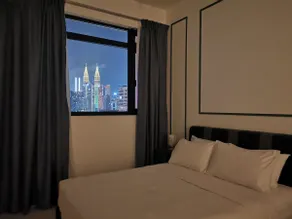 Chambers A Studio Flat, KLCC & KL Tower view, City - Image 2