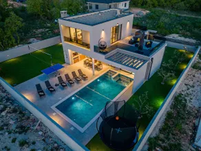 Modern Villa Mariel- near Zadar- pool, jacuzzi,gym - Image 3