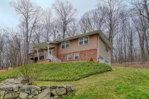 Charming Home in Cold Spring, NY - Image 3