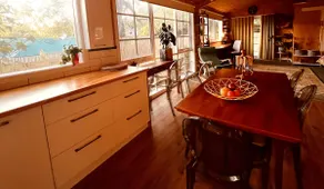 Stylish Spacious Studio-3 min walk (town/lake) - Image 5