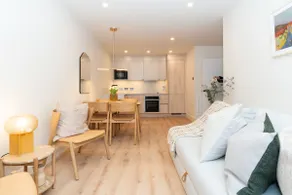 Central Dublin Apartment - Image 2