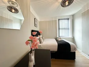 5 mins City Centre|Free Parking - Image 2