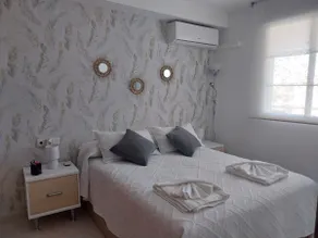 Cozy apartment with a terrace - Image 3