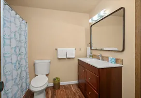 Beautiful 2 BR APT1 | K-Cup | Near Attractions - Image 5