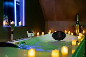 The Enchanted Forest Love Room with Jacuzzi Theme - Image 2