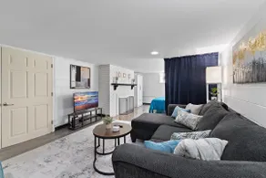 Cozy Speedway Basement~Queen Beds~Kitchenette - Image 2