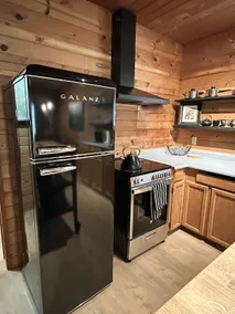 Cozy Cabin of Halfmoon Bay - Image 5