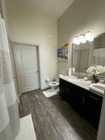 See, love, book! Your Downtown Oasis! - 2br/2ba - Image 5