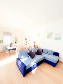 Sea Breeze Garden House - Image 2