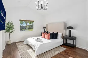 Sterling House: Lux Getaway w/ heated pool & spa - Image 4