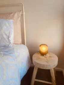 Charming Coastal Cottage -2 bathrooms - Image 3
