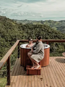 Coffee Cabin - Hot Tub and Starlink | Santa Clara - Image 2