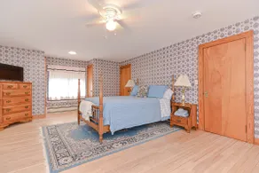 Spacious Home by Mt. Greylock - Image 3