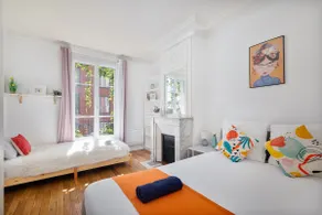 Stylish Paris Stay • Metro 7 min • Near Montmartre - Image 2