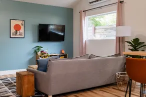 Carla's Downtown Hideout - Image 2