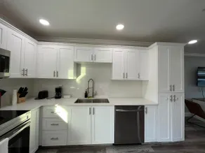 Stylish 3 Bed/3 Bath Retreat Near Beach w/ Pool - Image 4