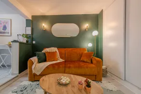 Beautiful 2 bedroom in the city center of Château-Thierry - Image 3