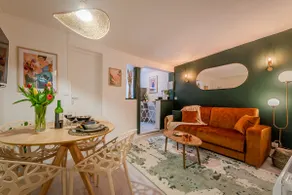 Beautiful 2 bedroom in the city center of Château-Thierry - Image 5