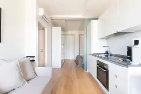 Modern Stylish Apartment - Isola & Central Station - Image 5