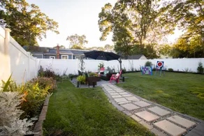 Exceptional & Central, Garden Suite, Top Amenities & Care! - Image 4