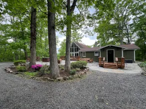 New - Modern Mountain Retreat w/ Hot tub and view! - Image 4