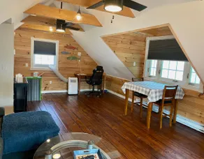 Carriage House on 3rd - Image 2