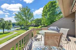 3BR 3BA Fawn Haven Townhome - Image 4