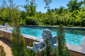 Luxurious and modern Villa surrounded by nature - Image 5
