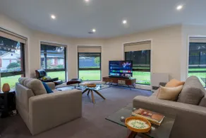 Relaxing 3bd in tranquil setting - Image 2
