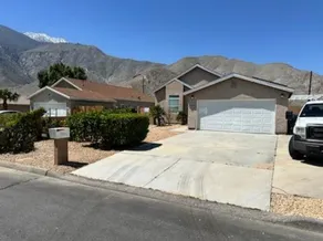 Beautiful 3 bedroom home. - Image 2