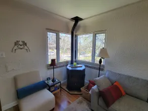 Hip Highlands Hideaway - Dreamy Backyard Retreat - Image 5