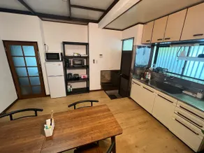 15-minute walk from Kinugasa station/Up to 16 people/Spacious 6LDK/Good access to Kamakura by train/Comfortable house in Yokosuka - Image 2