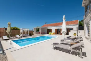 Villa Sunny Oasis - Family Fun - Image 5