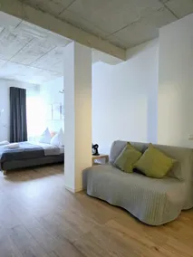 Cozy suite for 4 in the center - Image 3