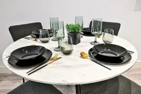 Cosy Stay Near City Centre |Metro & Elizabeth Line - Image 5