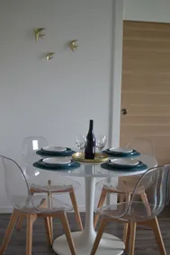 Sea view apartment. - Image 4