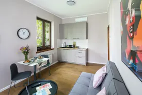 Garden House Apartments - Image 2