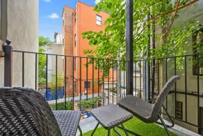 1 Min to Subway: King Bed, Luxe Airy Space + Patio - Image 4