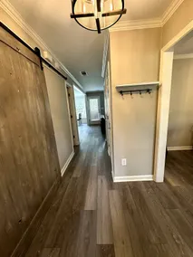 Renovated Home for Large Groups - Image 2