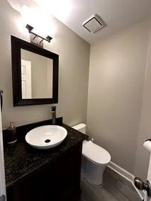 Renovated Home for Large Groups - Image 4