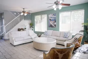 Pool|Jet Shower|King|BBQ|10 min to Golf & Mall - Image 3