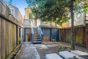 Beautiful 5 bedroom SF house. Close to everything - Image 3