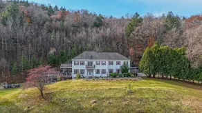 4,500 SF Mountain Spring Manor Private Pond/Lake - Image 5