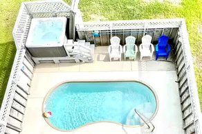 5 Min Walk to Beach-Pool & Hot tub-Game Room - Image 3