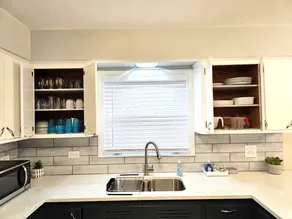 3B Spacious Home+Free Parking by Chicago O'Hare - Image 3