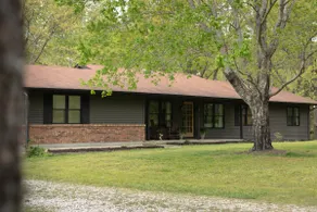 Leipers Fork Countryside Home — 5 Acres, Porches - Image 2