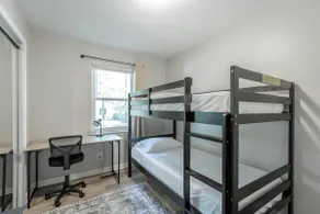 Stylish Modern Stay - Image 4