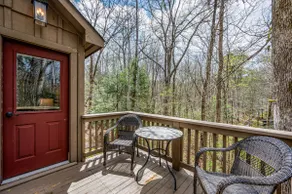 Mountain-Modern Cabin with BIG Jet Tub - Image 5